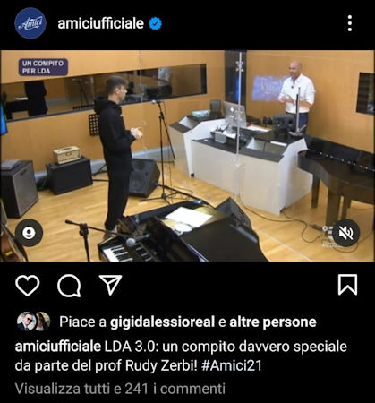 gigi d'alessio video figlio lda