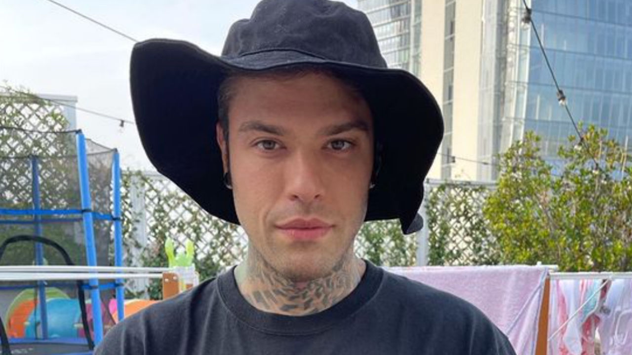 fedez in terrazzo