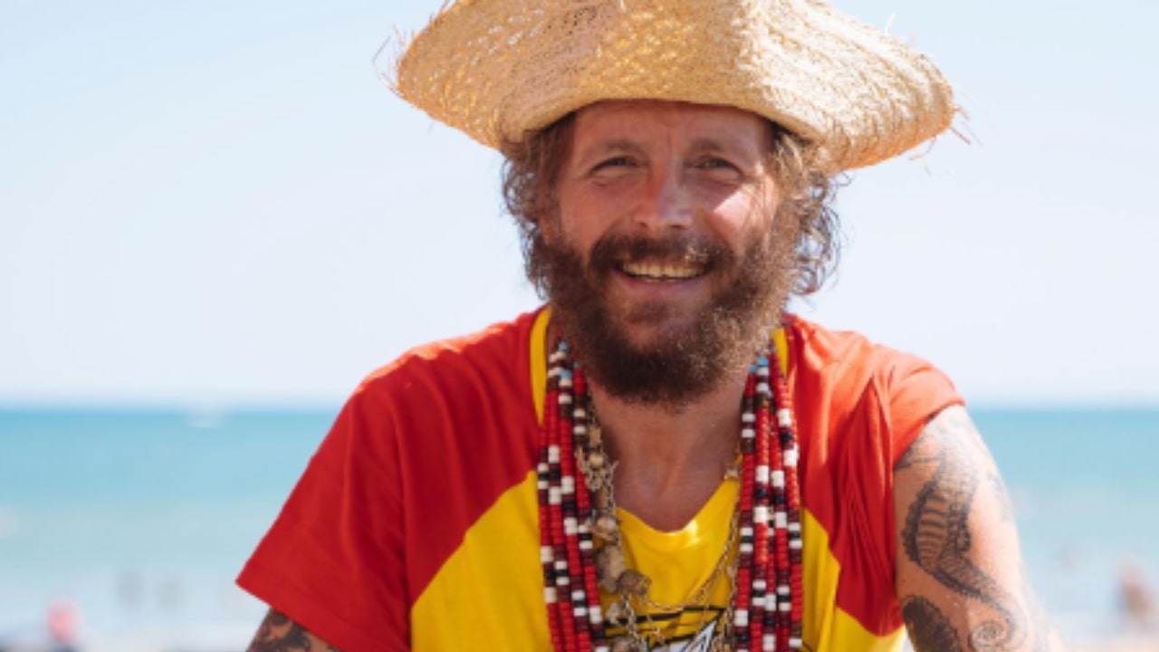 animalisti contro jovanotti