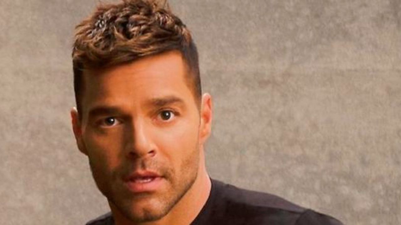 ricky martin da scandalo