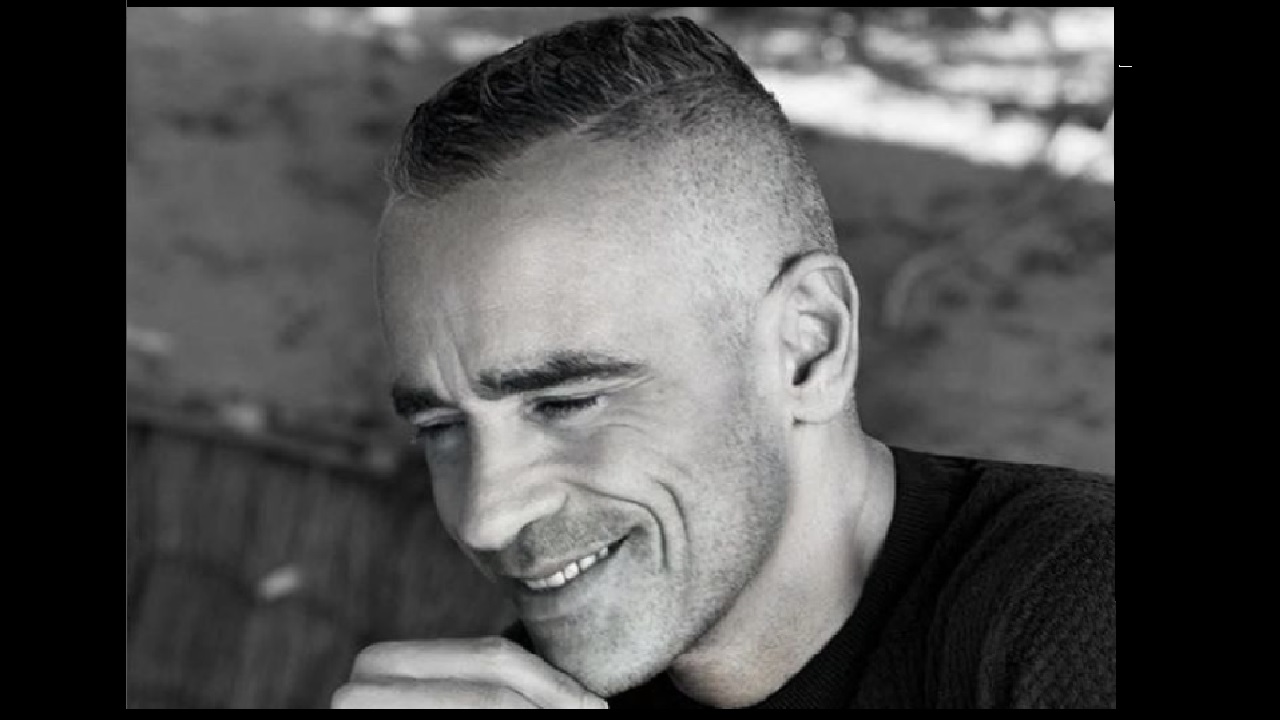 Eros Ramazzotti sorriso