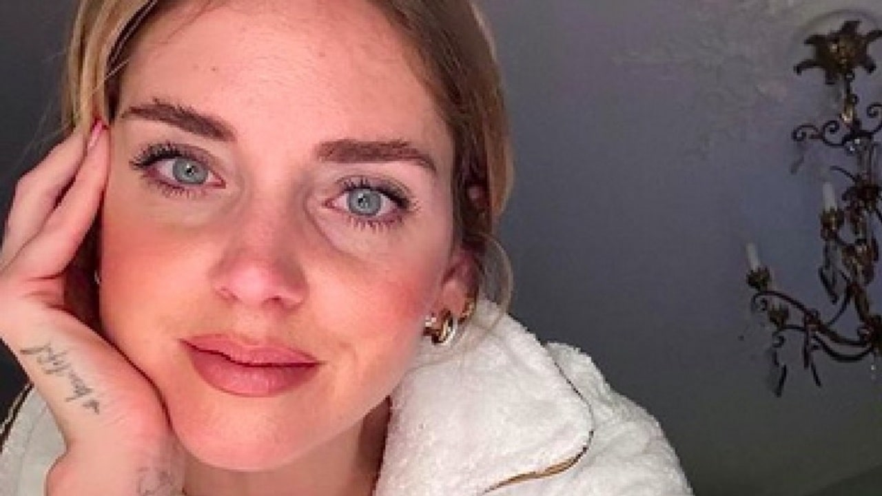Chiara Ferragni scivolone