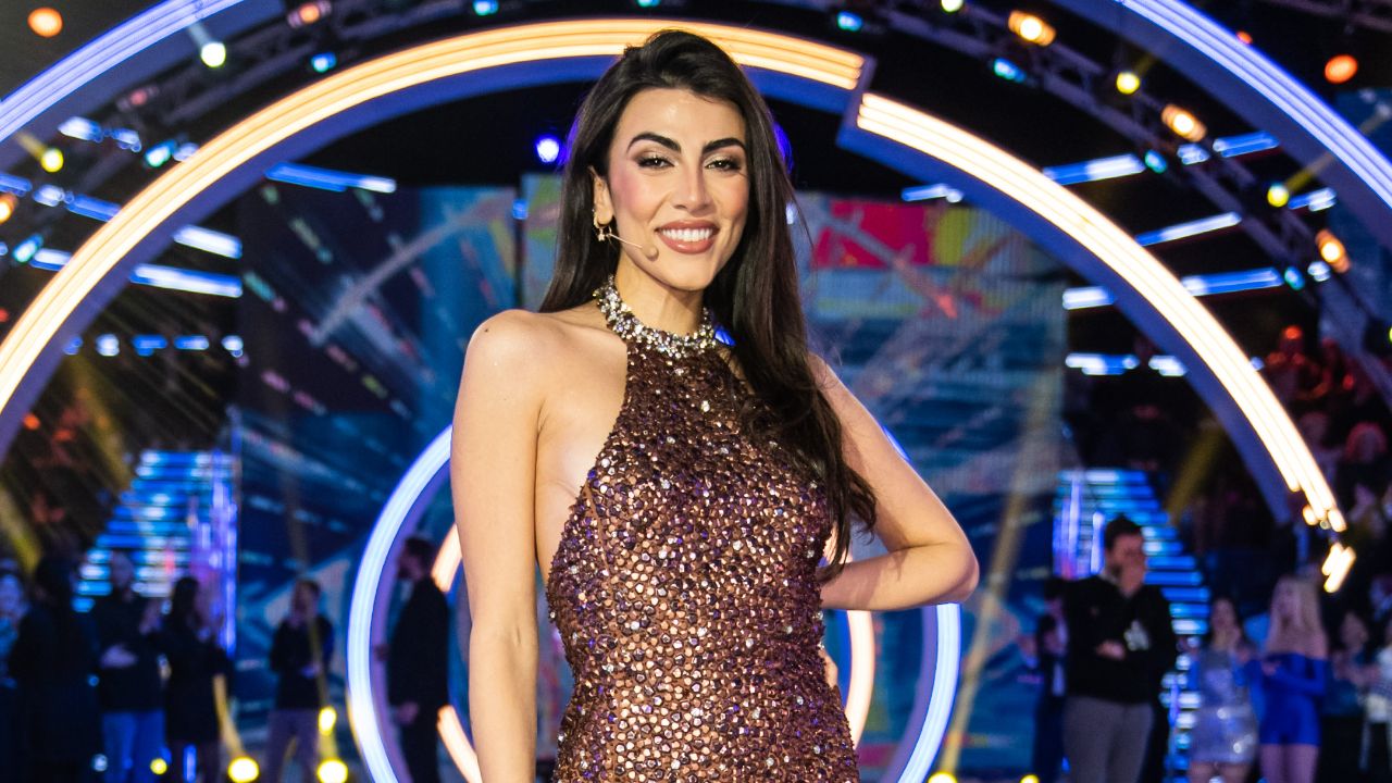giulia salemi veste bronzo