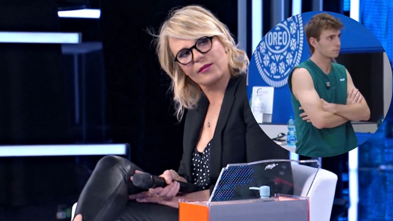 maria de filippi rassicura elia ad amici 23