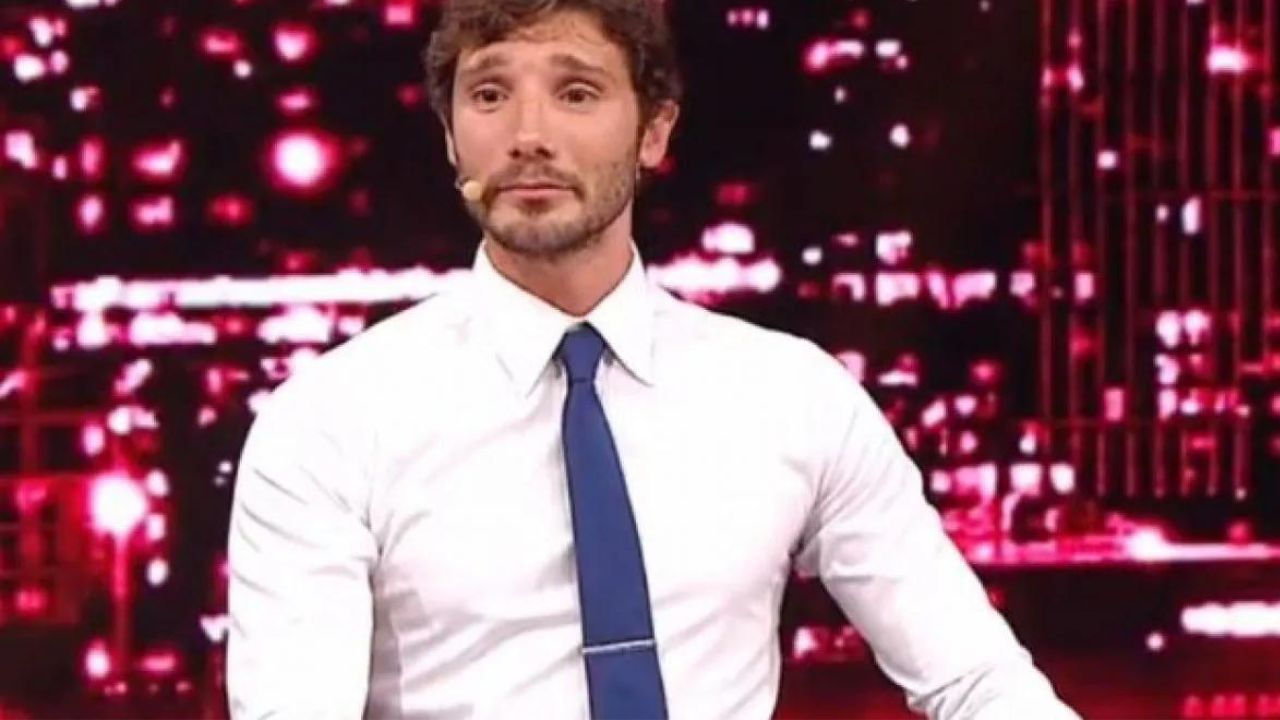 Stefano De Martino, conferenza stampa Affari Tuoi