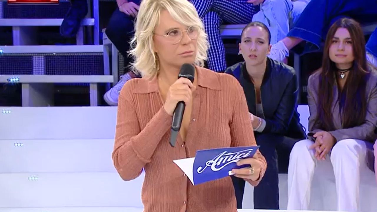 Maria De Filippi Amici registrazione 14 febbraio 2025