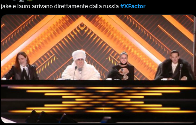 Il web commenta il look dei giudici
