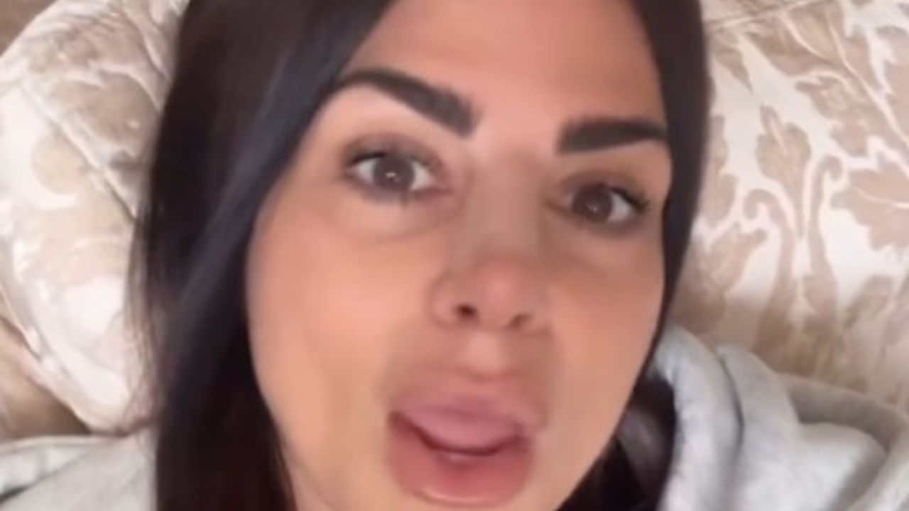 Serena Enardu Naso Rifatto