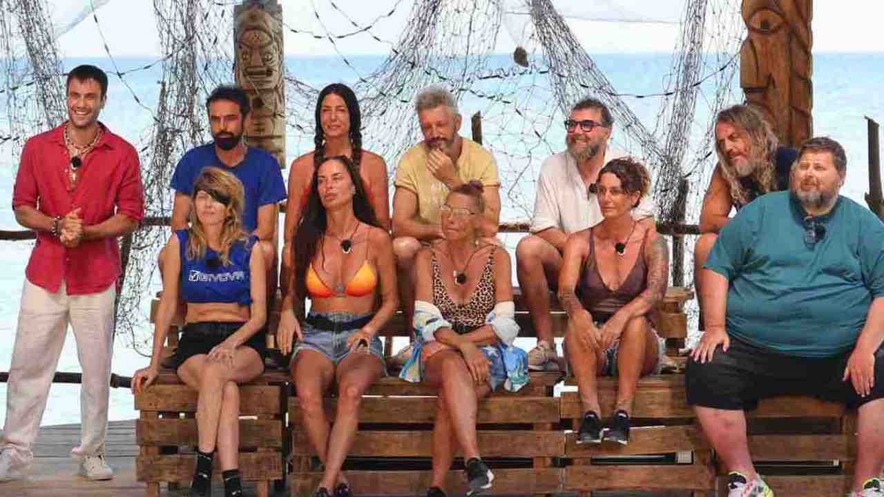 Isola dei Famosi, tensioni tra i naufraghi