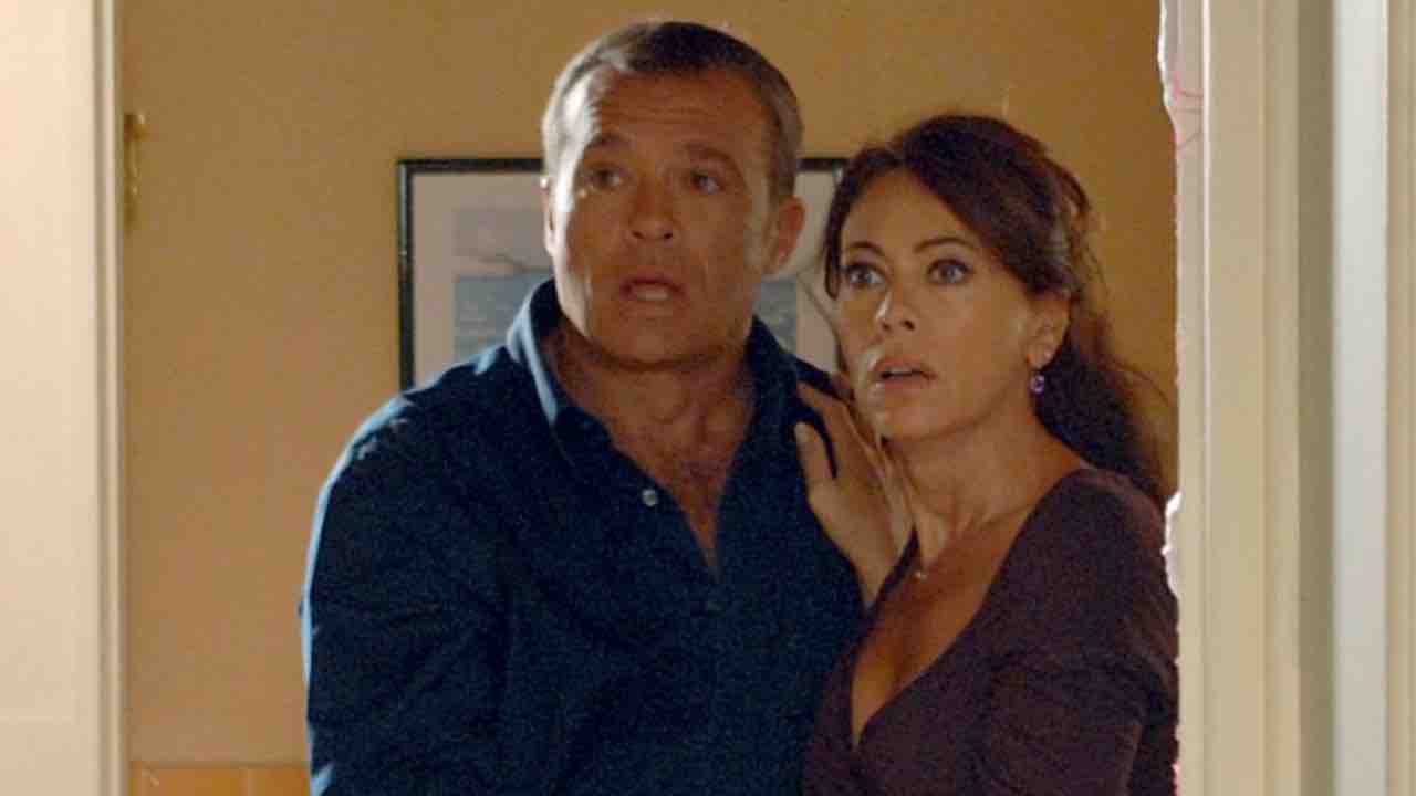 Claudio Amendola contro Elena Sofia Ricci