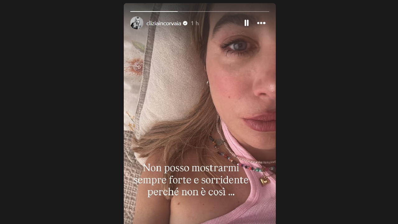 Clizia Incorvaia con le lacrime agli occhi