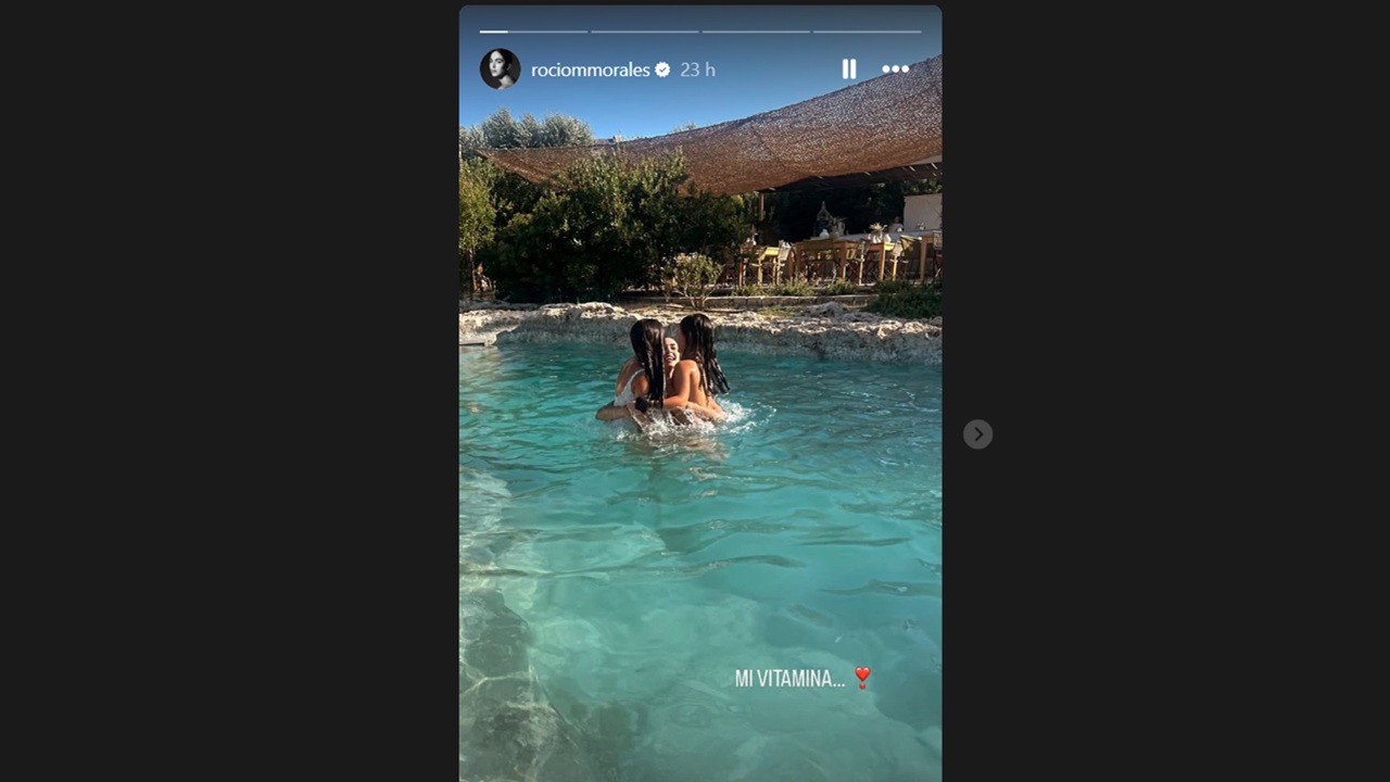 Rocio Munoz Morales e l'estate con le figlie