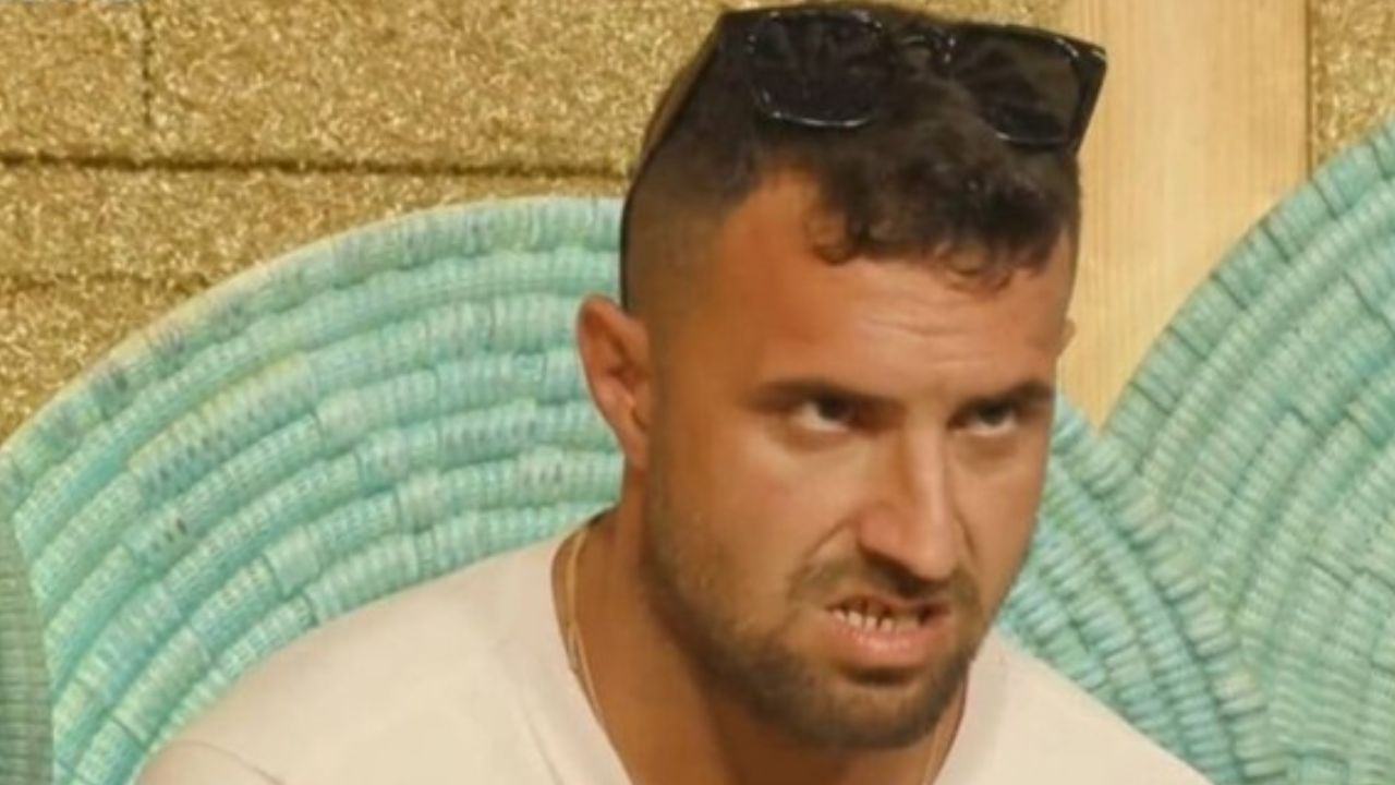Antonio Temptation Island Apre Profilo Social