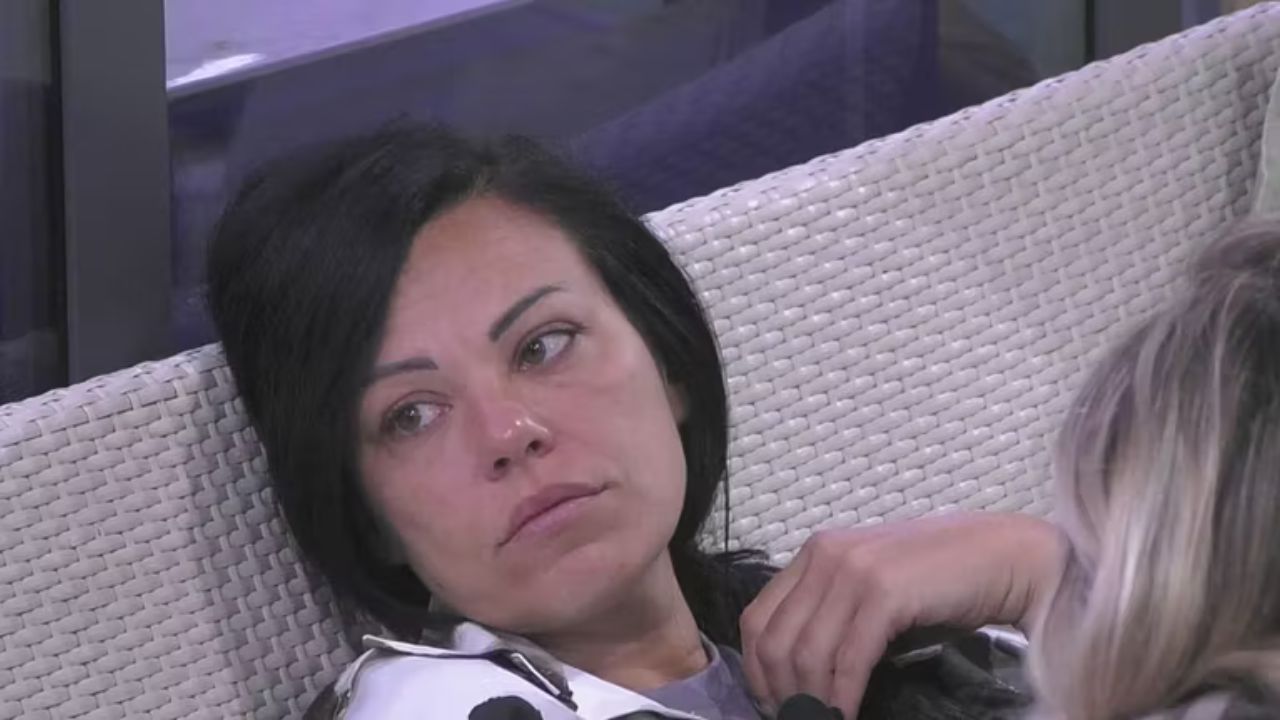 Francesca Carrara lascia momentaneamente il Grande Fratello