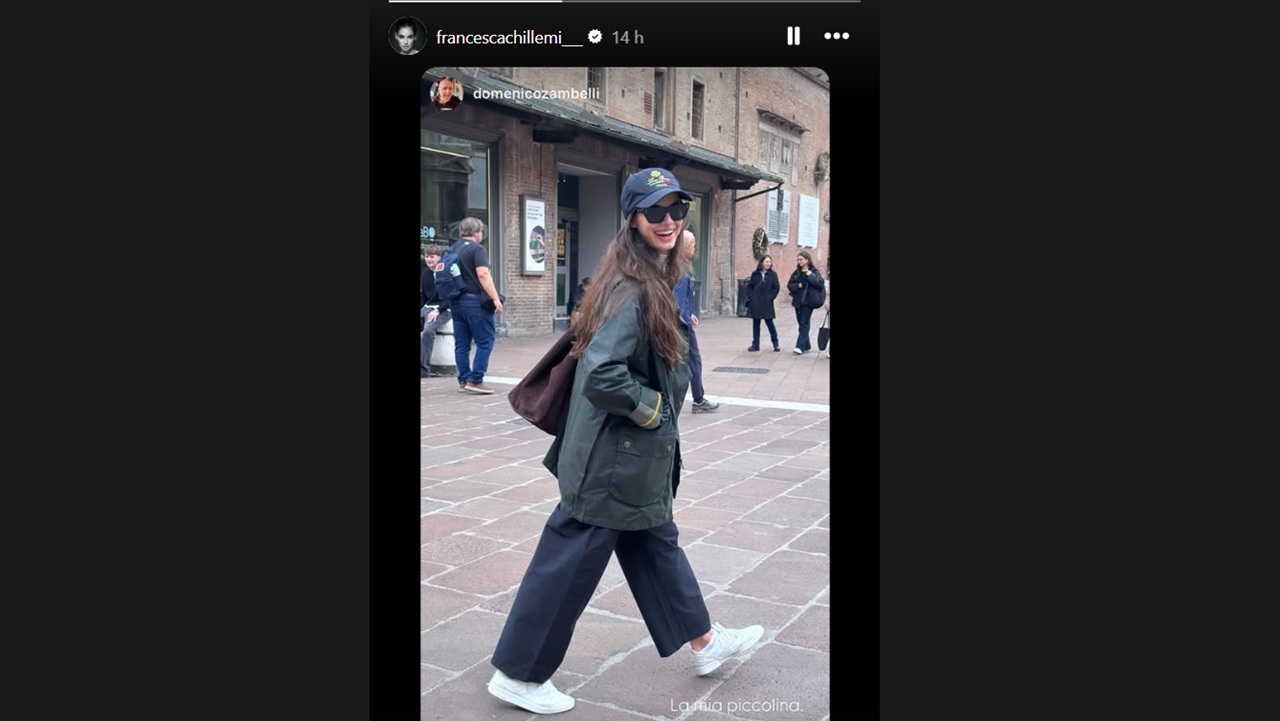 Francesca Chillemi mentre cammina