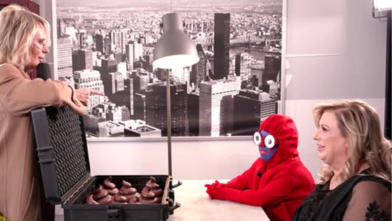 Striscia la Notizia e il servizio di De Filippi, Cipollari e Giovannino