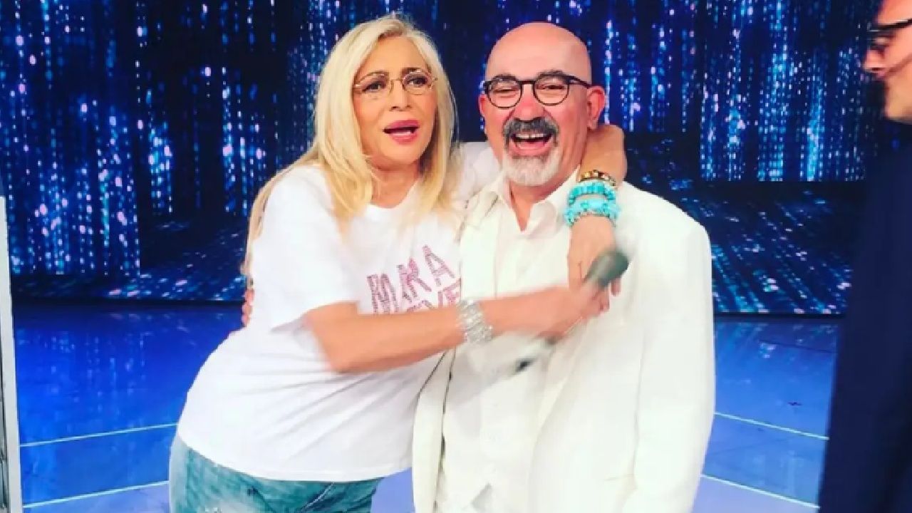 Stefano Magnanensi e Mara Venier abbracciati