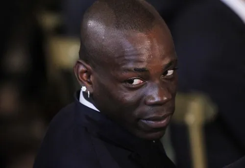 mario-balotelli-raffaella-fico-paternità