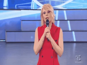 Foto di Maria De Filippi nella prima puntata di Amici 2018 Serale