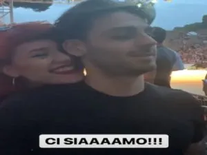 Alberto e Tish abbraccio