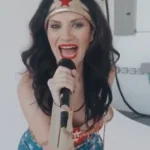 Laura Pausini travestimento Carnevale