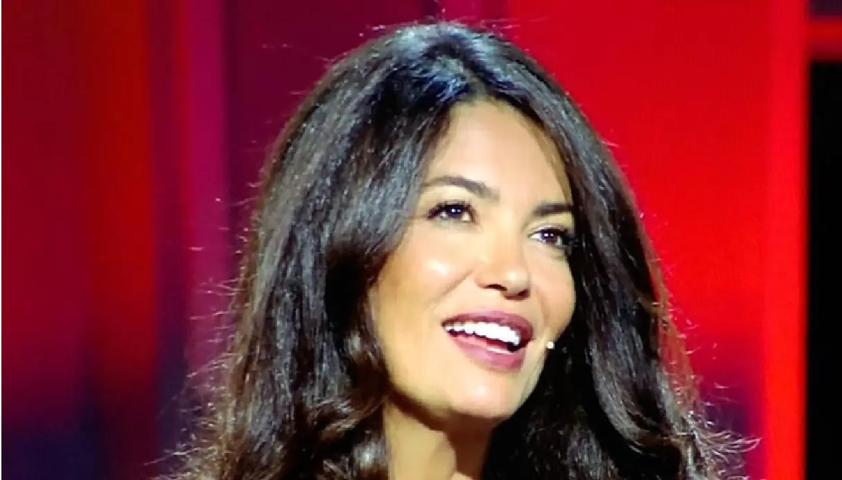 Afef in primo piano