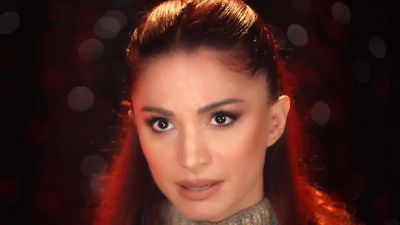 Andrea Delogu replica ai veleni