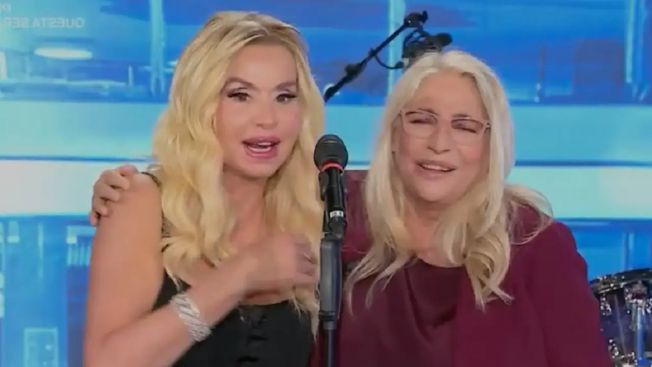 Valeria Marini e Mara Venier a Domenica In
