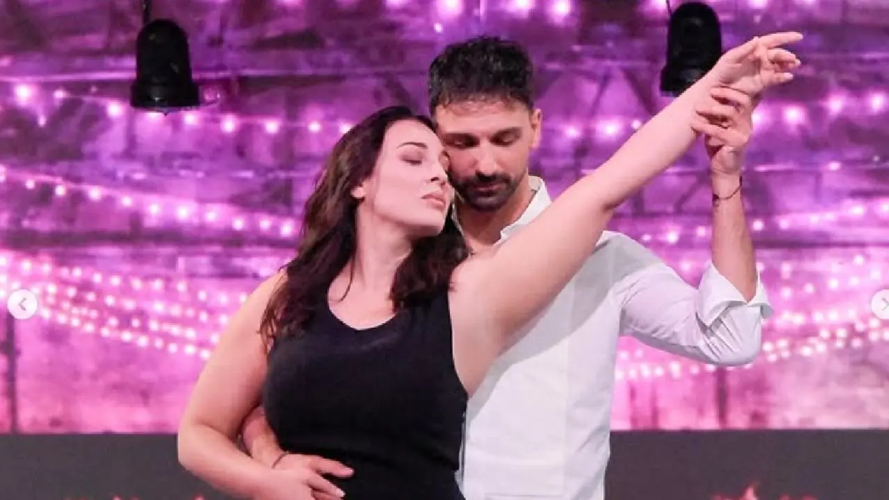 Todaro e Manzini ballano